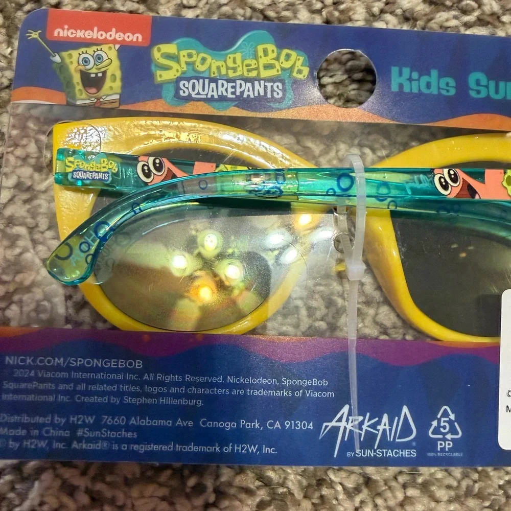 Nickelodeon SpongeBob SquarePants Sunglasses - Vibrant Yellow